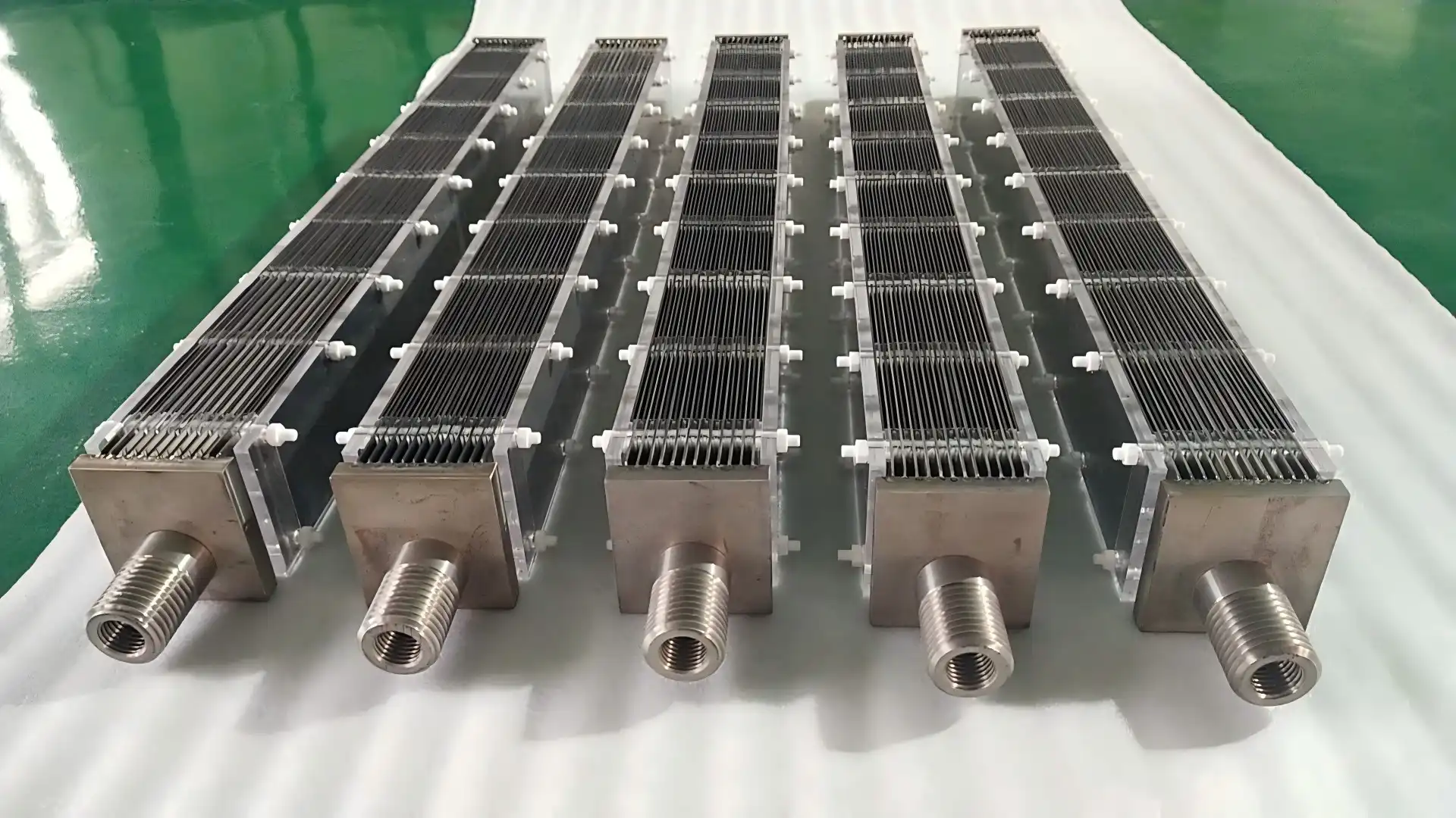 Diaphragmless Elektrolyzer: Sinn se d'Investitioun wäert?